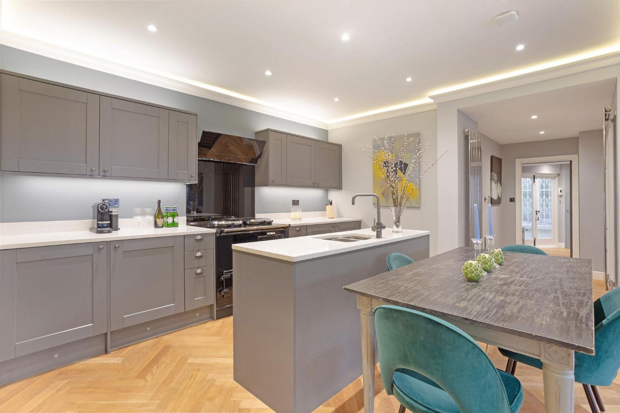 Modern Kensington Flat 3 Bedrooms And 3 Bathrooms London Exteriör bild